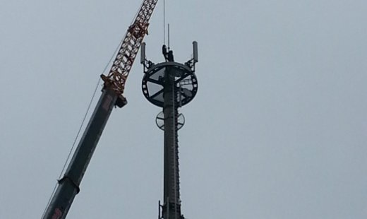 Montaż wieży telekomunikacyjnej 70m