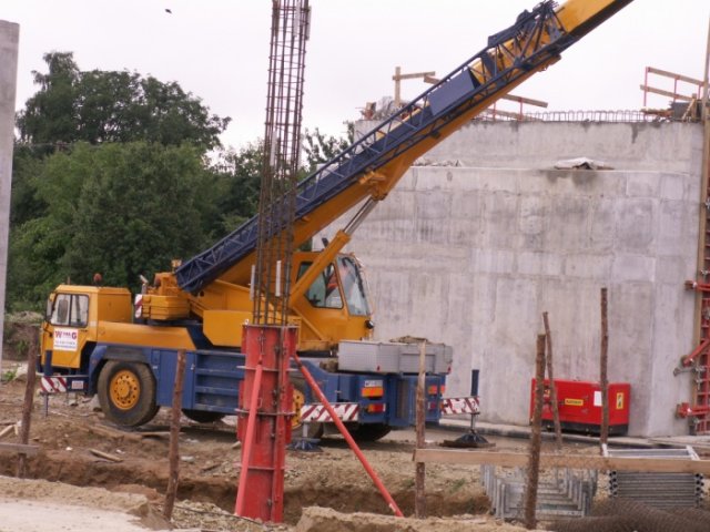 dźwig Liebherr 30 ton