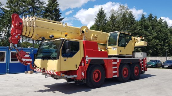 Liebherr LTM 1055-3.2